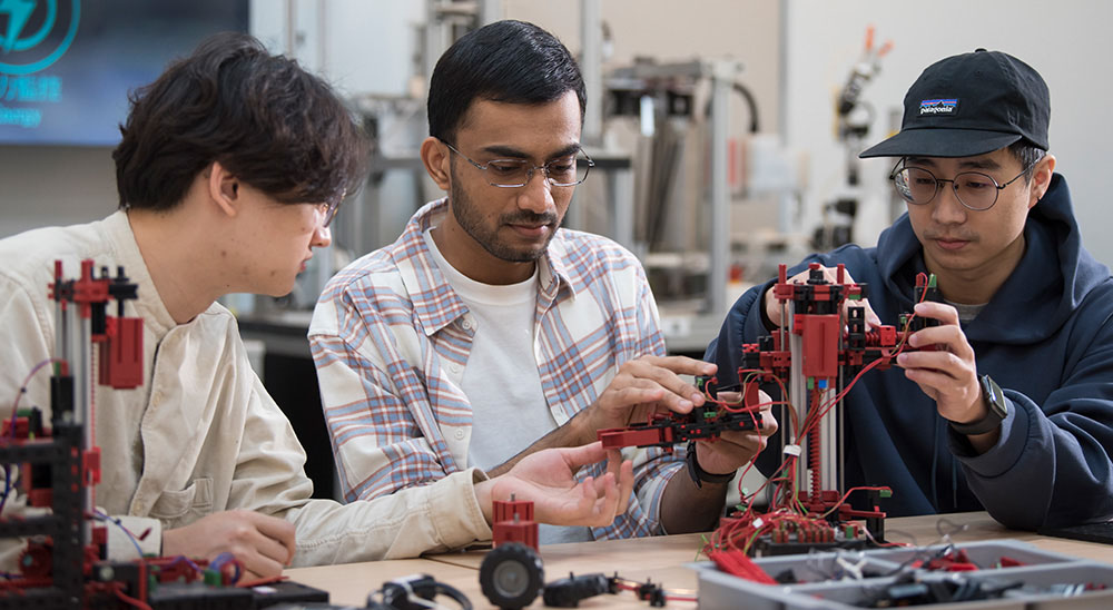 3 Taiwan Tech Intelligent Manufacturing Technology Students.jpg